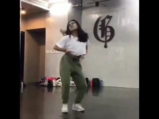 asian sexy dancing